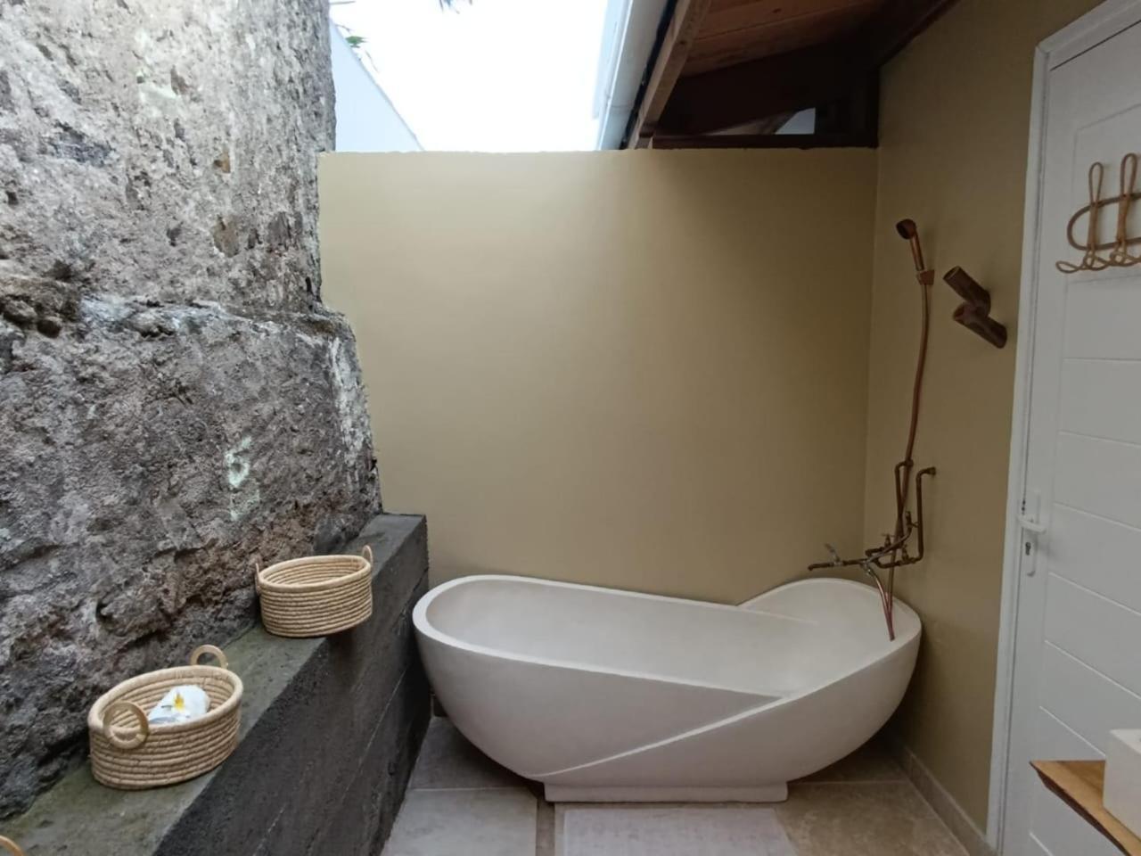 La Kaz Banian Hotel Saint Pierre Buitenkant foto